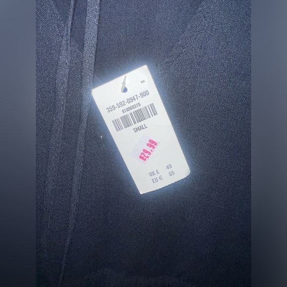 NWT Hollister Dress _Size Small - Picture 4 of 5